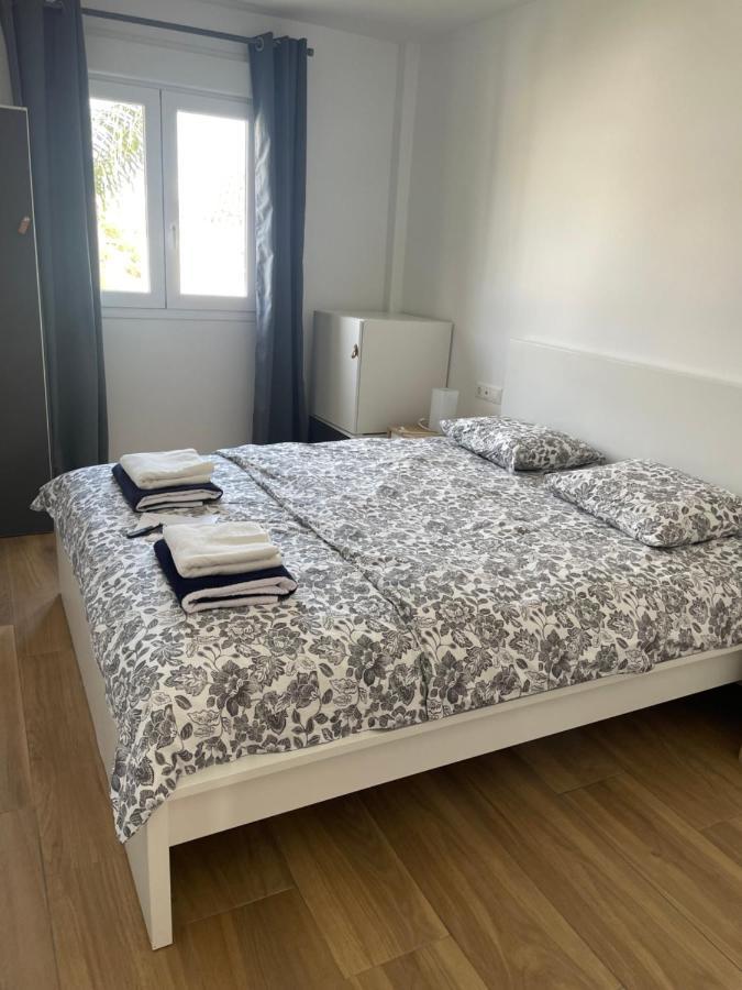 Buena Vista Apartment, 3 Bedrooms Sitio de Calahonda Bagian luar foto