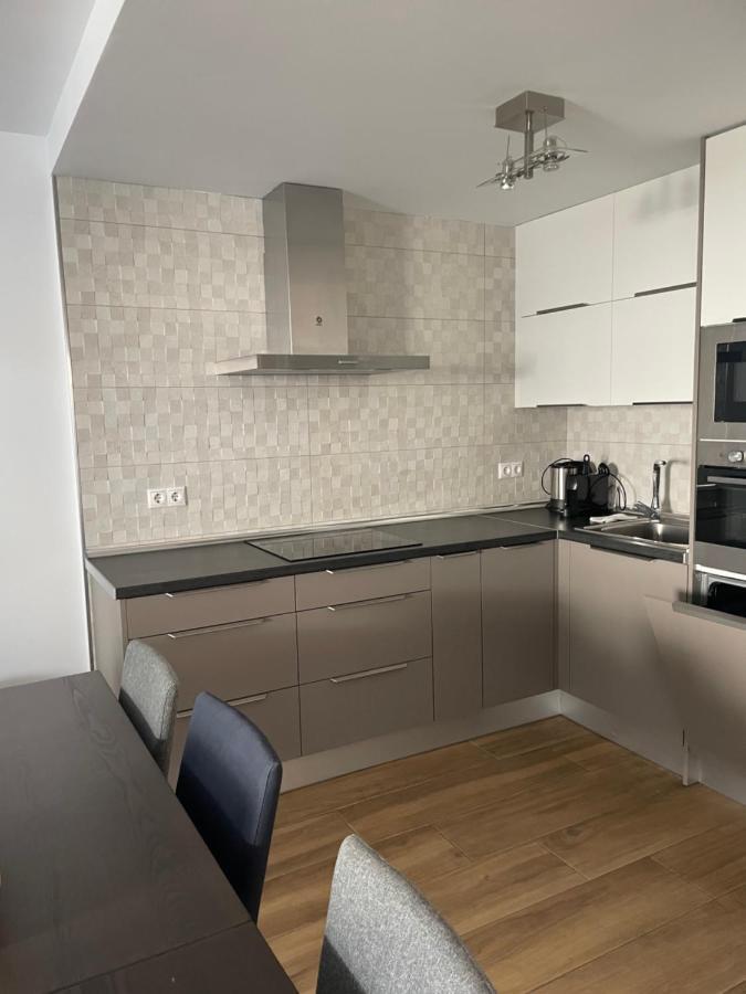 Buena Vista Apartment, 3 Bedrooms Sitio de Calahonda Bagian luar foto